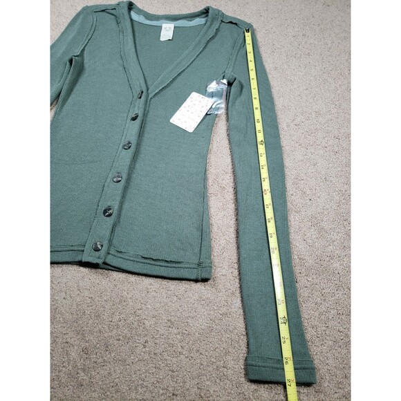 Free People We The Free Olive Green Cardigan Sweatshirt V-Neck Ribbed Size S - Picture 8 of 9
